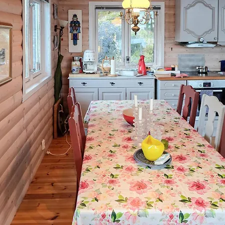 Holiday home Front In Omastrand *