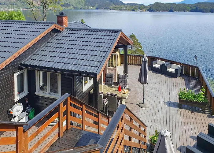 Front In Omastrand Ferienhaus Gjuvsland